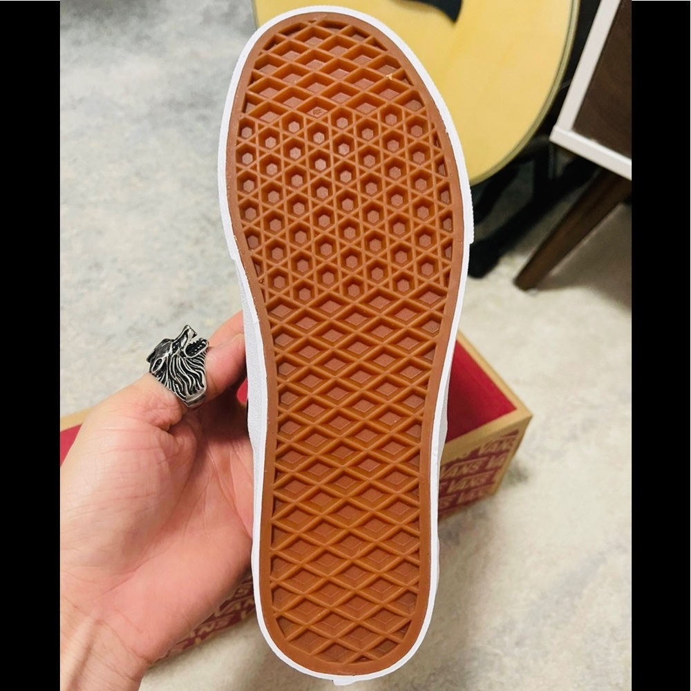 NIB Women Size 7.5 Vans Classic Slip-on Checkboard Shoes Camo-desert/True White - Picture 10 of 11